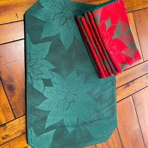 6 placements & 6 napkins